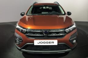 S7-dacia-jogger-a-partir-de-14-990-eur-193429