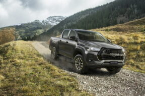 2022-Toyota-Hilux-Hilux-GR-Sport-EU-spec-1