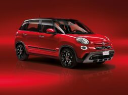 Fiat 500L Red
