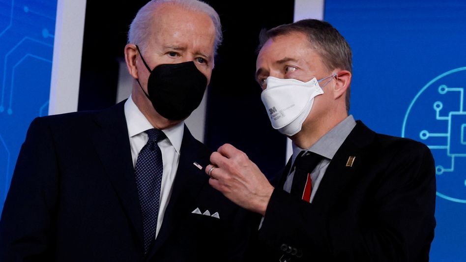 Intel gradi osam fabrika elektronskih komponenti u Americi