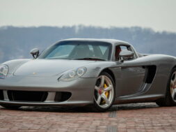 2005-Porsche-Carrera-GT-16