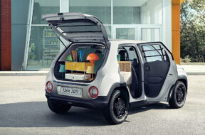 Hyundai-Casper-Van-1