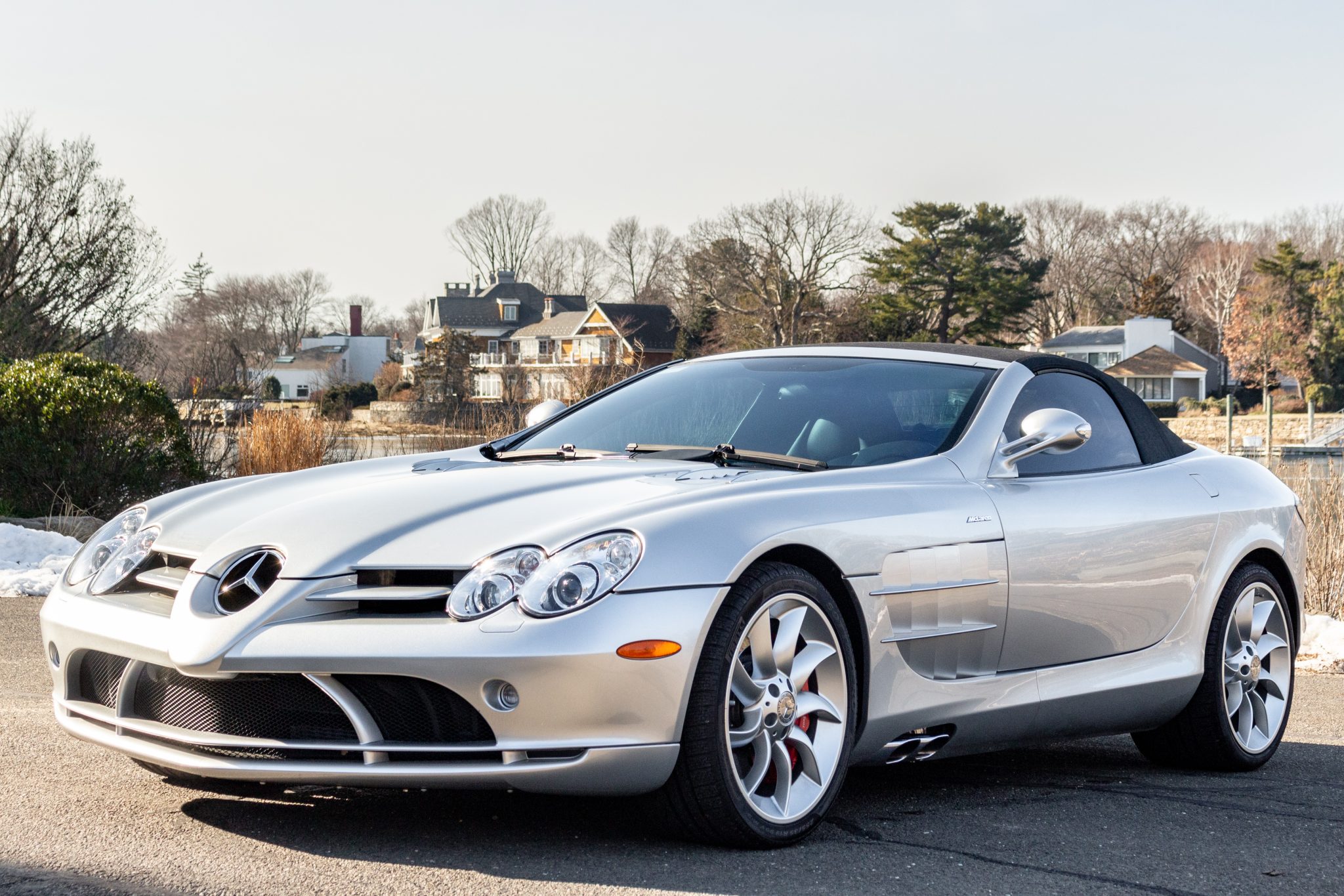 AR pijaca klasika: Mercedes-Benz SLR McLaren Roadster traži novog vlasnika