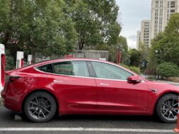 0fba755efc18157796a1926e3f2b7b2e