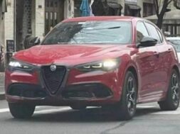 alfa-romeo-stelvio-facelift-2022-fotos-espia-202285368-1646306070_1