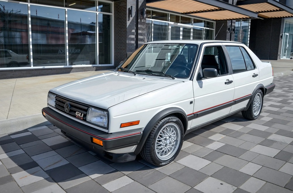 AR pijaca klasika: Volkswagen Jetta GLI