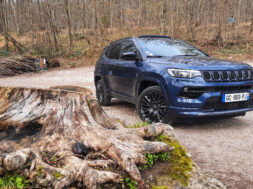 Jeep Compass 1.3 PHEV S 240 Limited 4xe