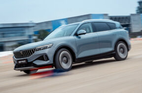 Article_174108_860_575