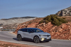 Renault megane e-tech električni