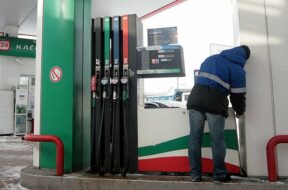 бенщ.jpg.740x555_q85_box-0,0,740,555_crop_detail_upscale