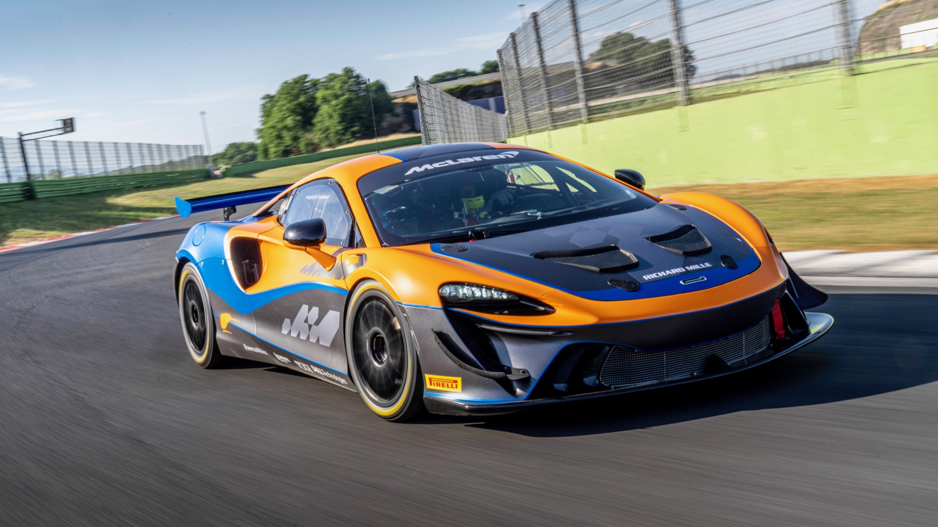 McLaren Artura GT4 predstavljena na festivalu brzine u Gudvudu