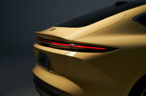 2023-Nio-ET5-Electric-Sedan-18