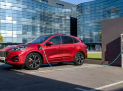 Ford-Kuga-PHEV-169FullWidth-ffcd90b2-1713985