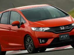 2013-397594-2014-honda-fit-jazz-19-07-20131