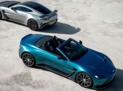 aston-martin-v12-vantage-roadster