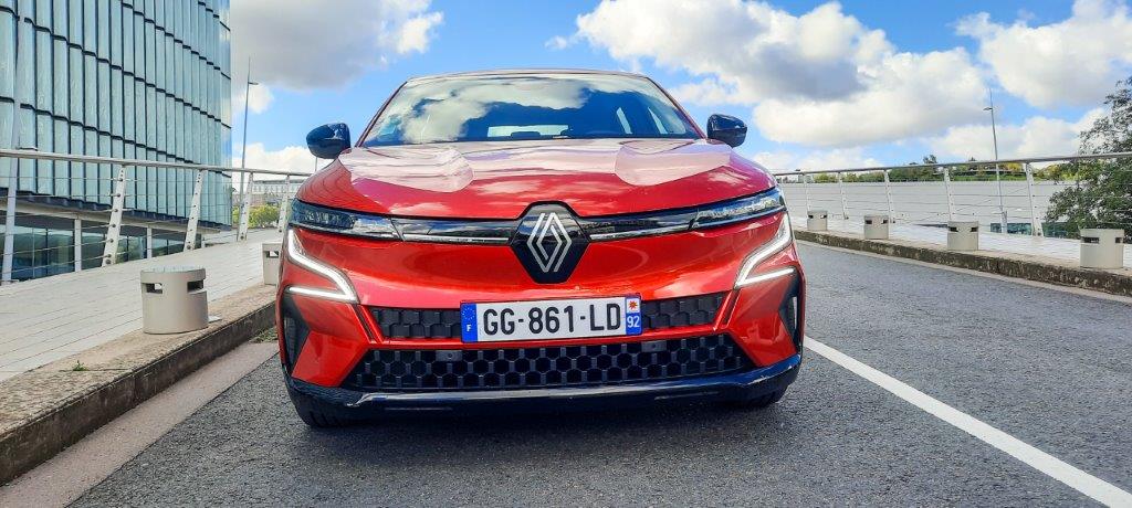Renault planira povoljnije električne automobile ugrađivanjem jeftinijih baterija