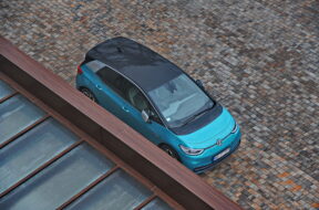 Volkswagen_ID3_dmotion_2021_03