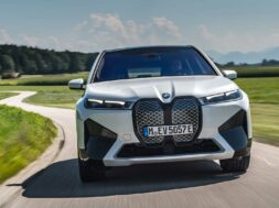 2022-bmw-ix-exterior