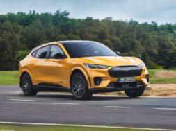 Ford-Mustang_Mach-E_GT-2021-1600-16