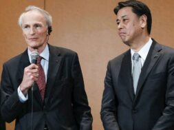 S8-renault-cederait-28-des-parts-qu-il-detient-dans-nissan-735599