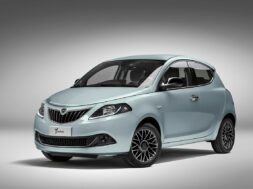 lancia-ypsilon-2023-202291696-1670417358_1