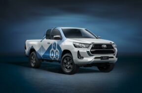 toyota-hilux-hydrogene-2022-blanc-avd