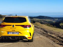 renault-megane-r.s.-trophy-2021n