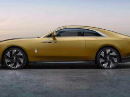 2023-rolls-royce-spectre