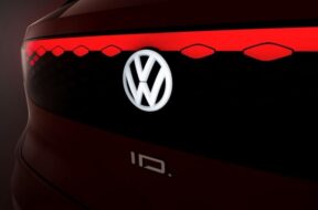 S8-les-logos-bientot-illumines-744779