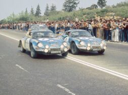 alpine-a110-1973-bleu-duo-avd-mk-bd