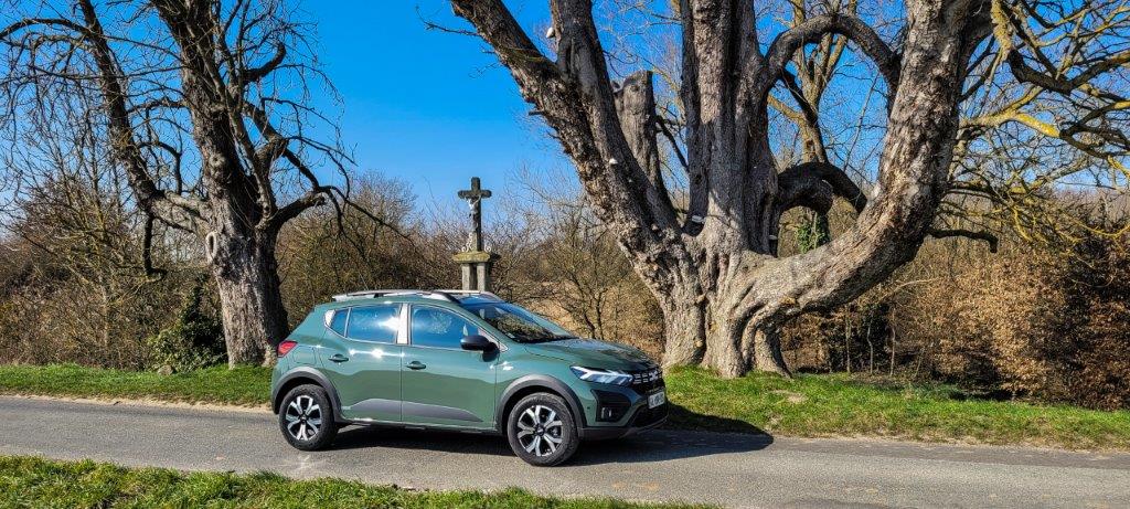 Auto nuova DACIA Sandero Stepway 1.0 TCe ECO-G Expression - Nova