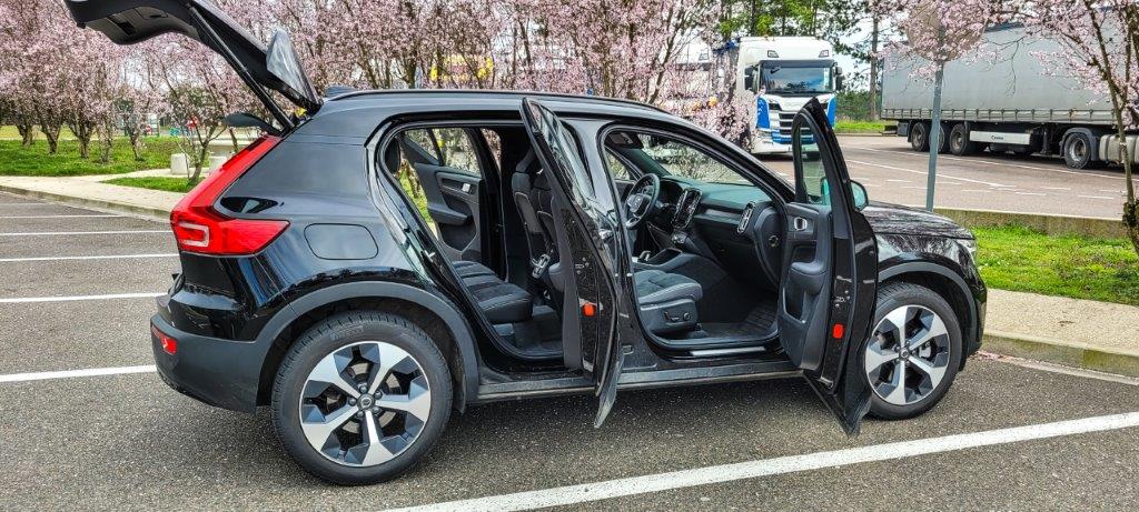 Amerikanka tuži Volvo zbog apsurdne nesreće prilikom zatvaranja vrata prtljažnika
