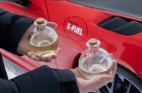 porsche-e-fuel-003_23