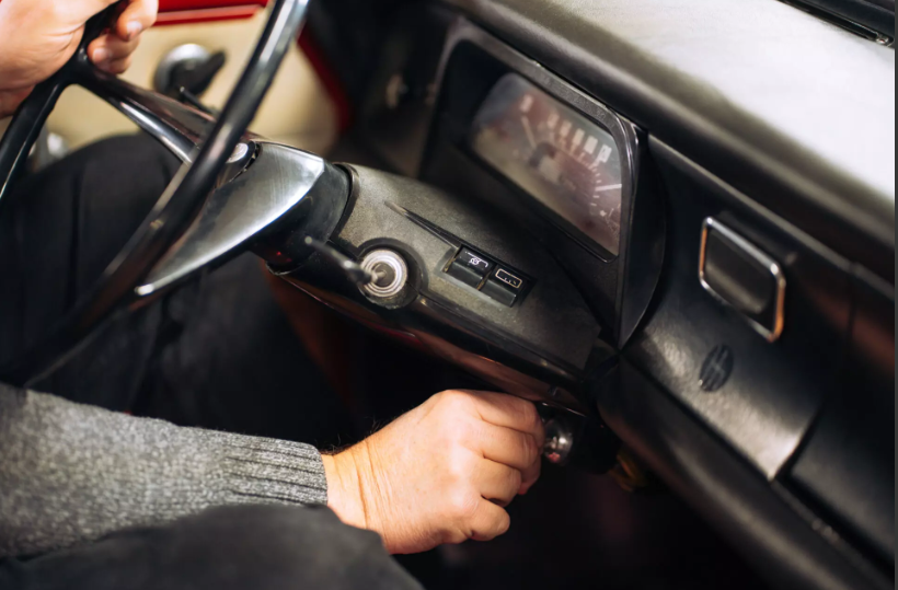 Škodin vremeplov od kurble do tastera za pokretanje motora (VIDEO)