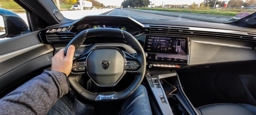 Nestašica automatskih menjača paralisala Peugeot