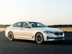 83-bmw-540i-2020-facelift-official-static