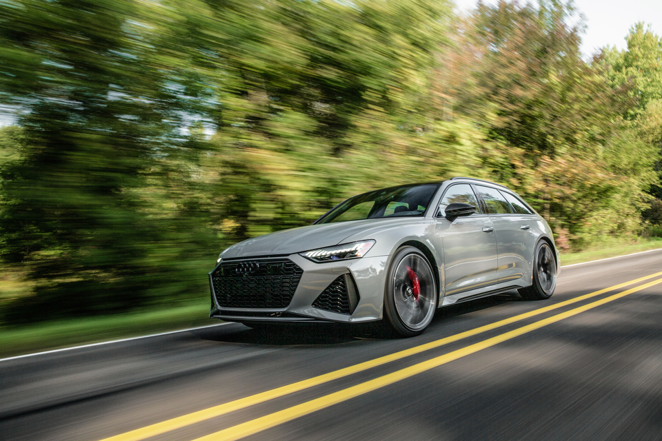 Audi shvatio da centralnom kontrolnom modulu nije mesto pod stražnjicama putnika