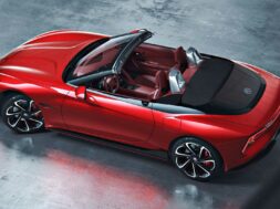 mg-cyberster-convertible-ev