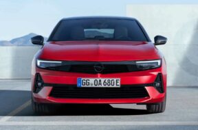 opel-astra-sports-tourer-electric-2023