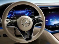 mercedes-benz-eqs-suv-interior-steering-wheel-and-mbux-hyperscreen