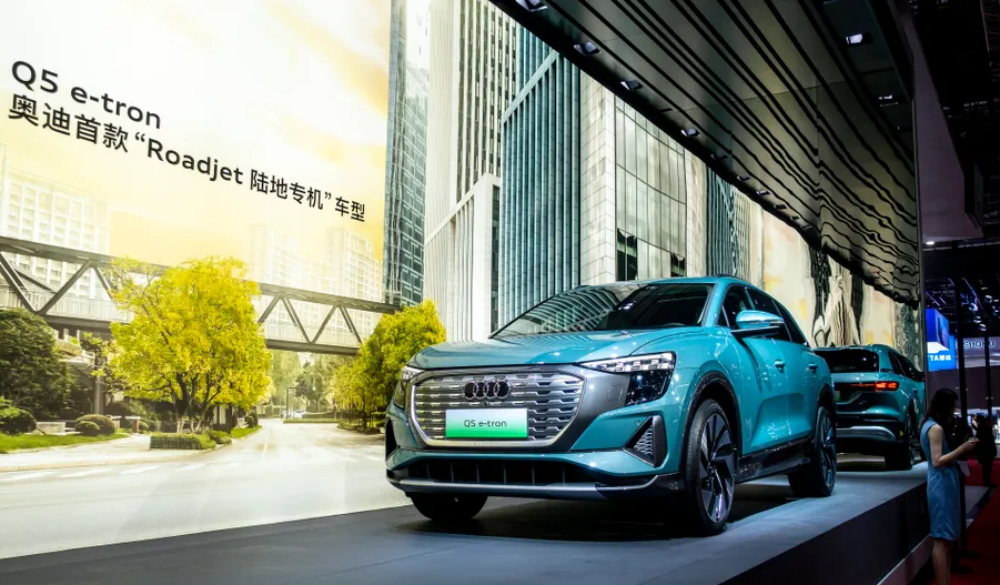Audi otpušta desetak hiljada duša, a traži novih 500 pregalaca
