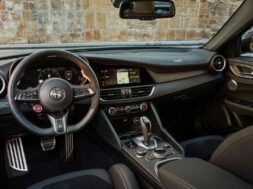 alfa-romeo-giulia-quadrifoglio-100deg-anniversario