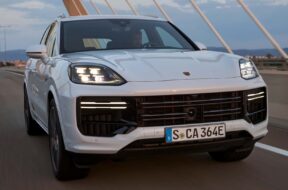 2024-porsche-cayenne-turbo-e-hybrid-front-3-4