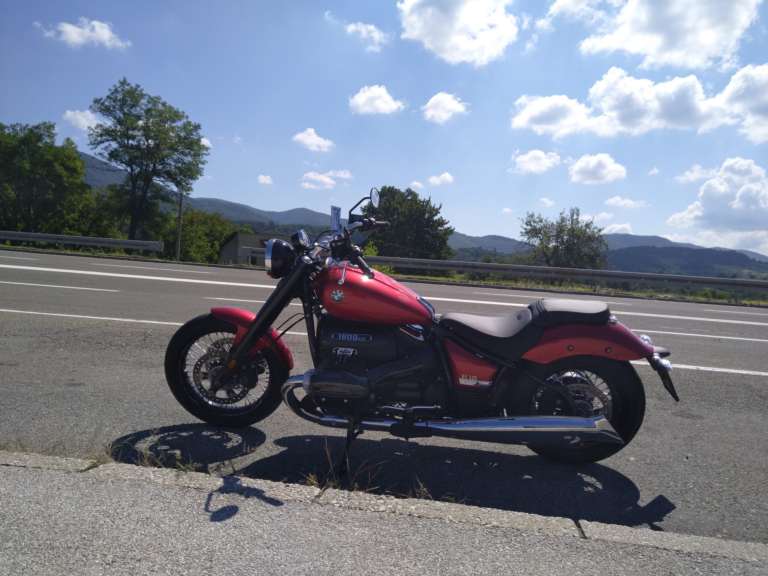 MR test: BMW R18