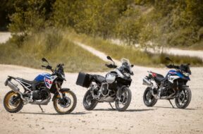 2024-bmw-f-800-and-900-gs-family-2