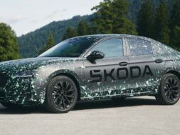 2024-skoda-superb-liftback-teaser
