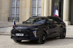 DS7-elysee-president-bd-01