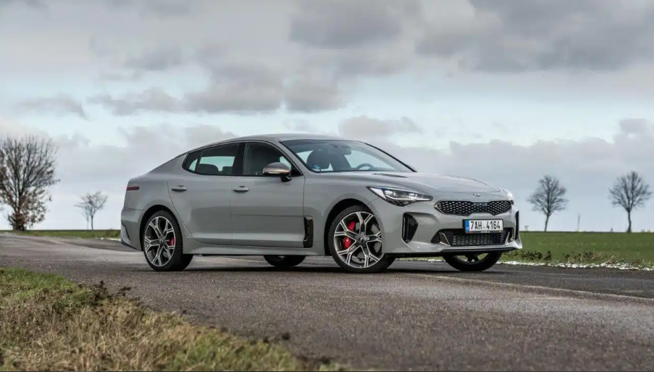 Kia Stinger bi mogla da dobije baterijskog naslednika