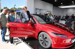 0e5d1aab-4b4b-4c5e-94ff-f76f063b4691_w960_r1.778_fpx48_fpy50