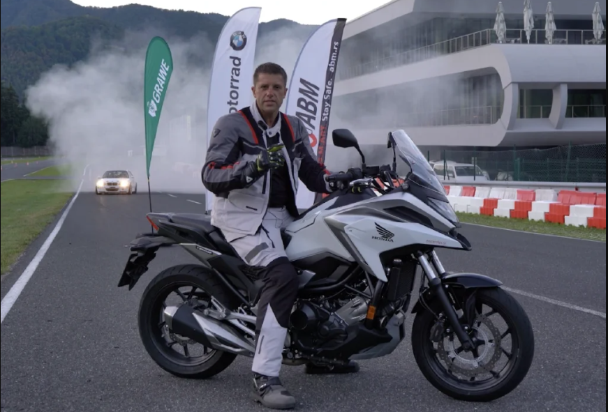 SmartMoto: Stilovi vožnje motocikla